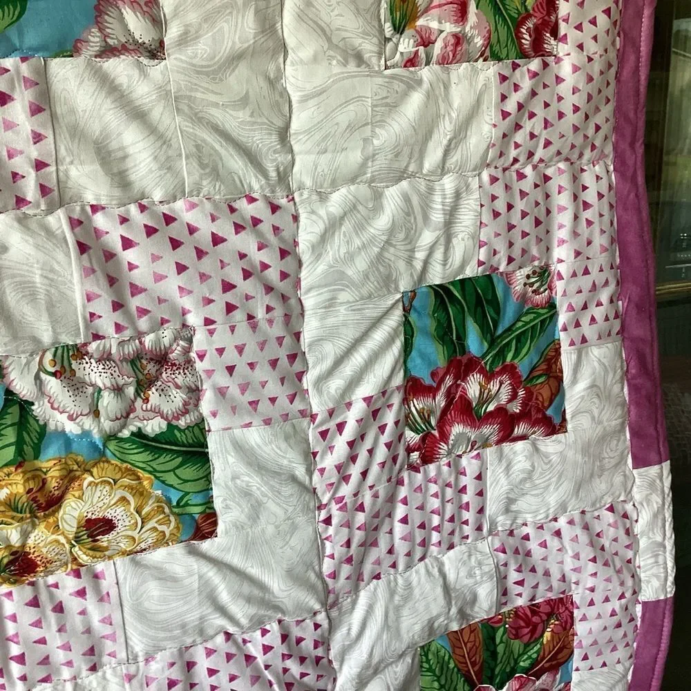 NWT. Hand Crafted Floral Patchwork Quilt with Pink and White Accents